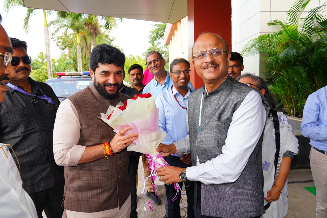 A Momentous Visit of Shri C R Paatil Ji, Hon’ble Minister, Ministry of Jal Shakti to CWPRS on 17/06/2025
A Momentous Visit of Shri C R Paatil Ji, Hon’ble Minister, Ministry of Jal Shakti to CWPRS on 17/06/2025