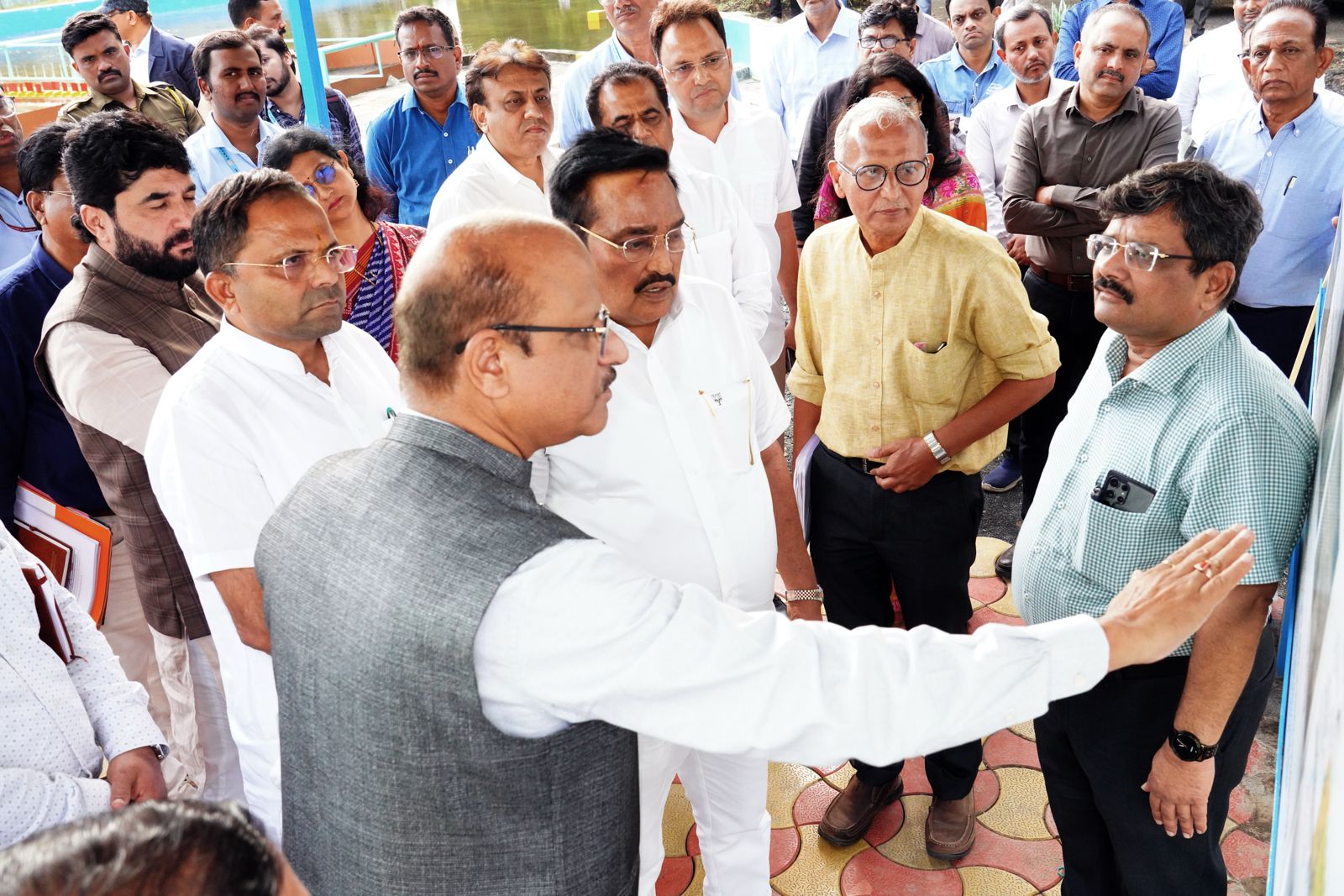 A Momentous Visit of Shri C R Paatil Ji, Hon’ble Minister, Ministry of Jal Shakti to CWPRS on 17/06/2025
A Momentous Visit of Shri C R Paatil Ji, Hon’ble Minister, Ministry of Jal Shakti to CWPRS on 17/06/2025